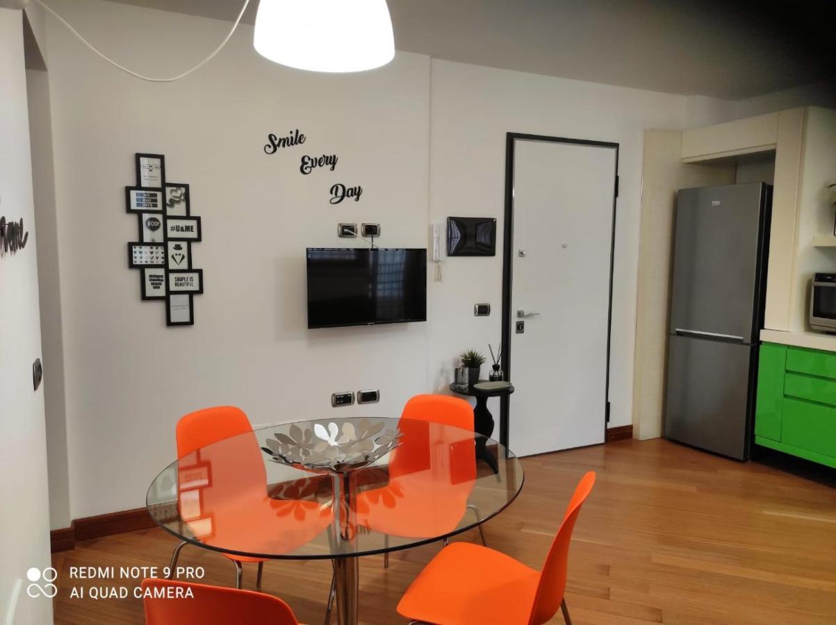 Phoenix House 那不勒斯 外观 照片